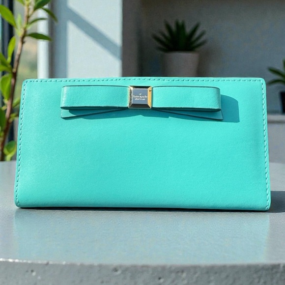 Kate Spade Montford Park Nisha Wallet in Tiffany Blue. EUC. - Picture 16 of 16
